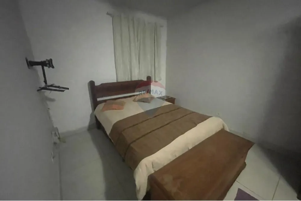 Chácara, 5 quartos, 250 m² - Foto 1