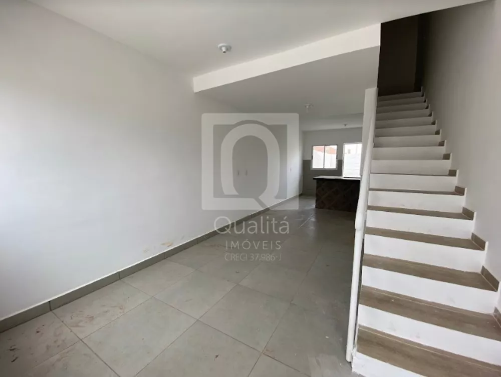 Sobrado à venda com 2 quartos, 65m² - Foto 2