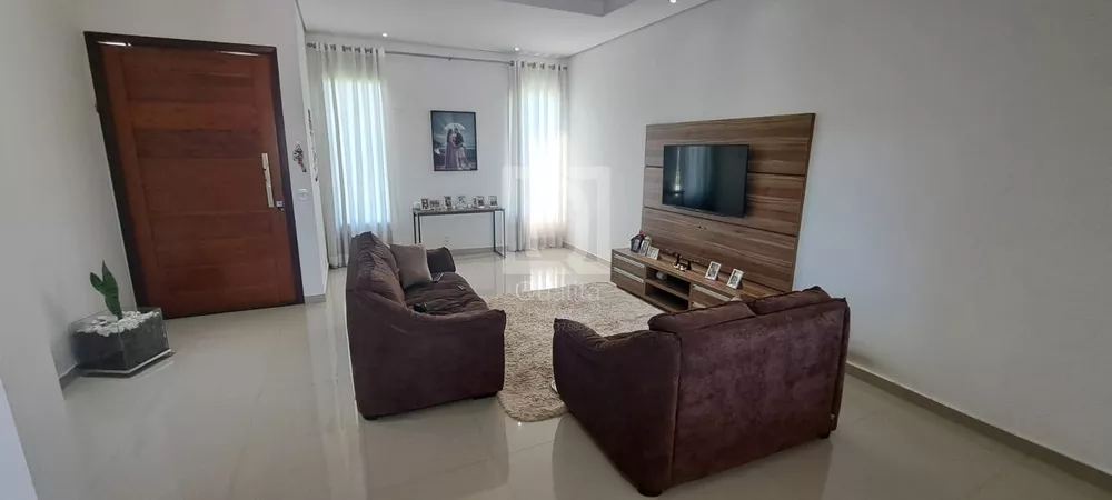 Casa de Condomínio à venda com 3 quartos, 1000m² - Foto 2