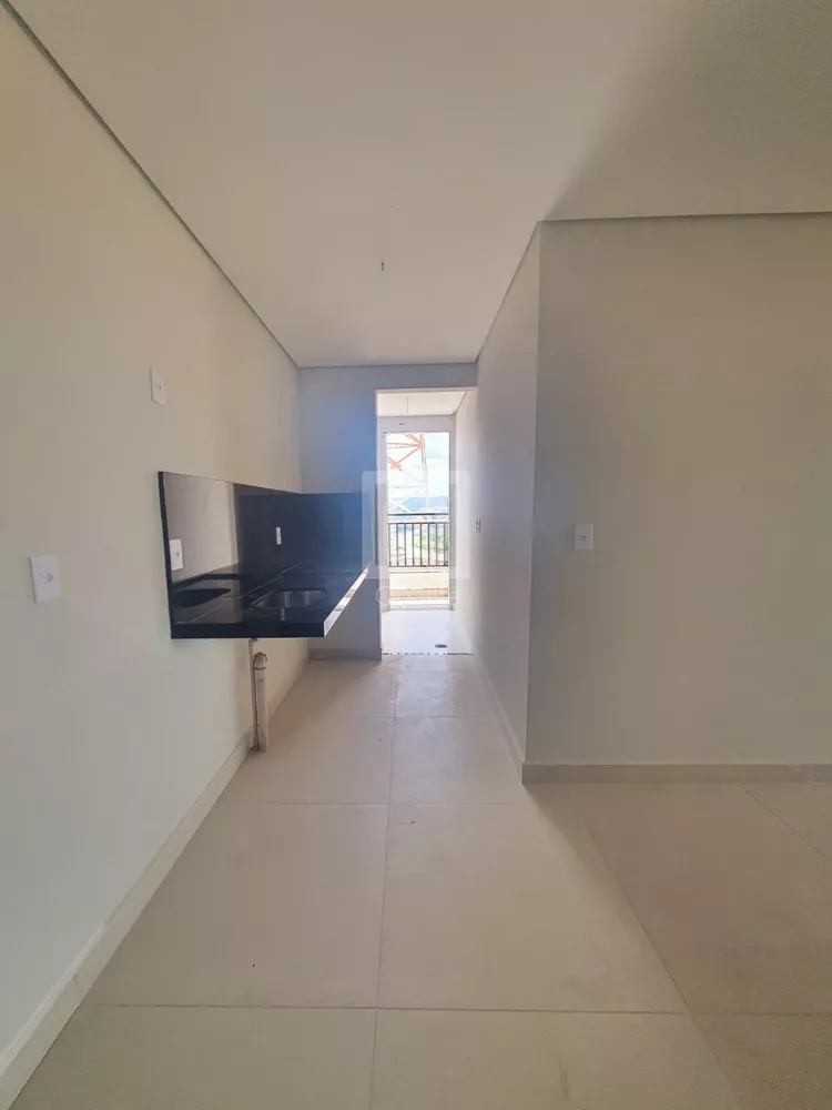 Apartamento à venda com 2 quartos, 70m² - Foto 6