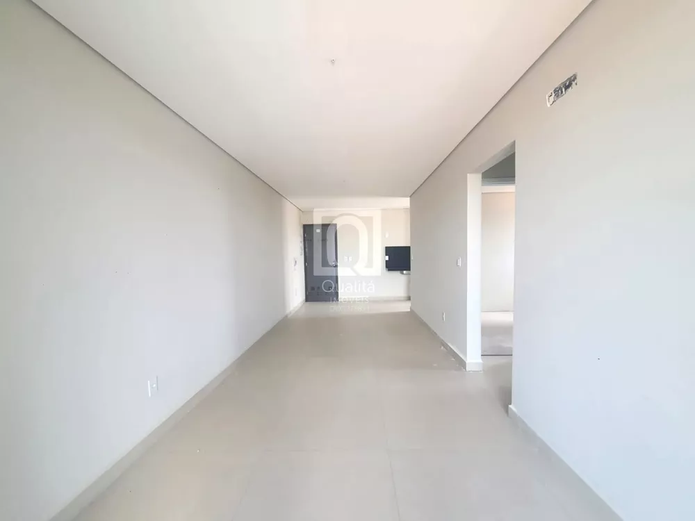 Apartamento à venda com 2 quartos, 70m² - Foto 5