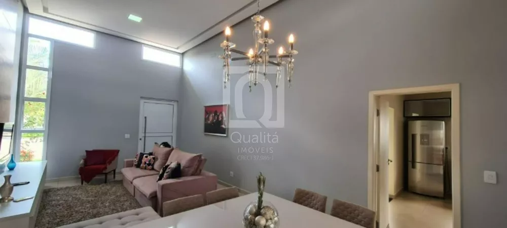 Casa de Condomínio à venda com 4 quartos, 230m² - Foto 3