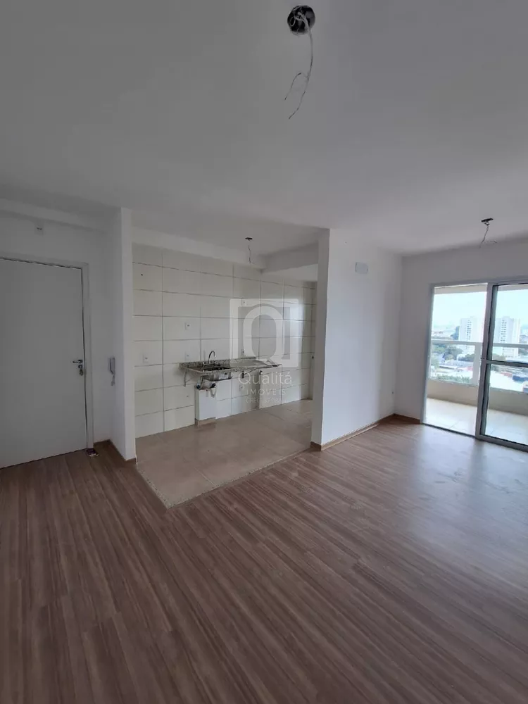 Apartamento à venda com 2 quartos, 62m² - Foto 2