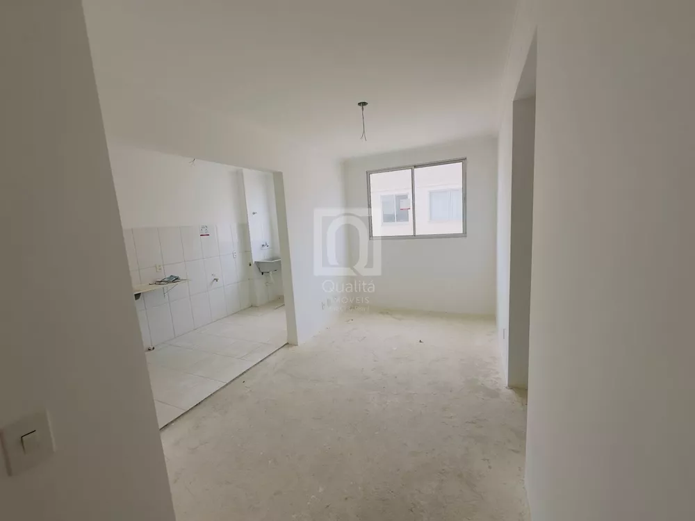 Apartamento à venda com 2 quartos, 45m² - Foto 2