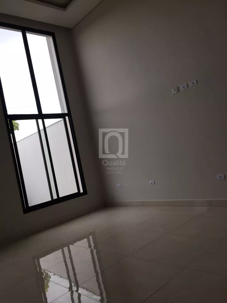 Casa à venda com 3 quartos, 250m² - Foto 3