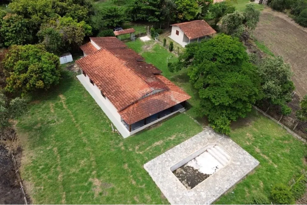 Sítio, 3 quartos, 1 hectares - Foto 2