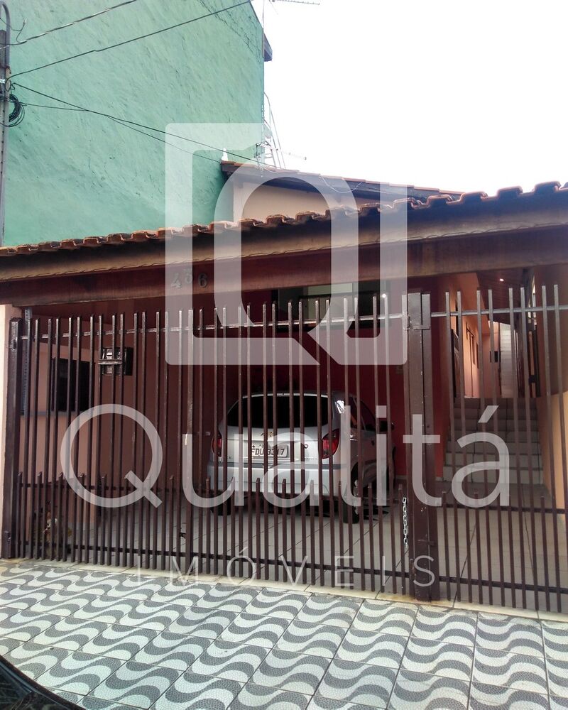 Casa à venda com 2 quartos, 160m² - Foto 1