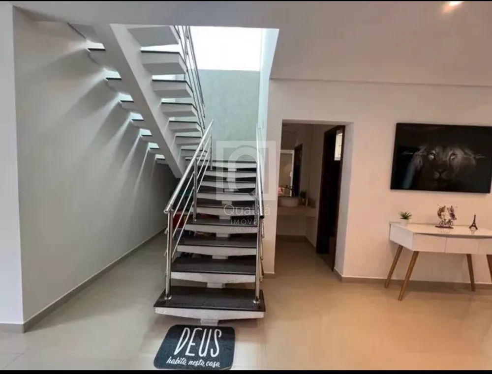 Casa de Condomínio à venda com 3 quartos, 450m² - Foto 4