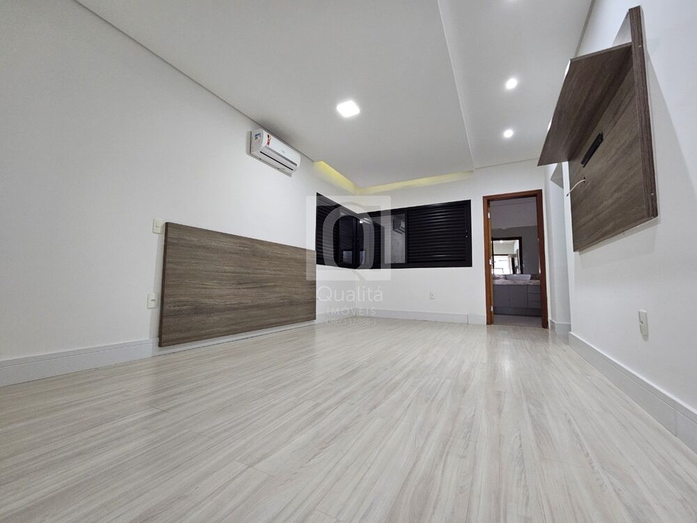 Casa de Condomínio à venda e aluguel com 4 quartos, 450m² - Foto 5