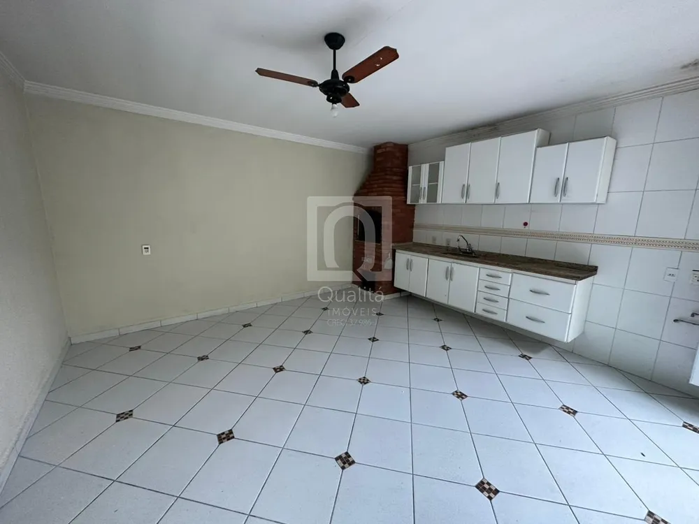 Sobrado, 3 quartos, 278 m² - Foto 2