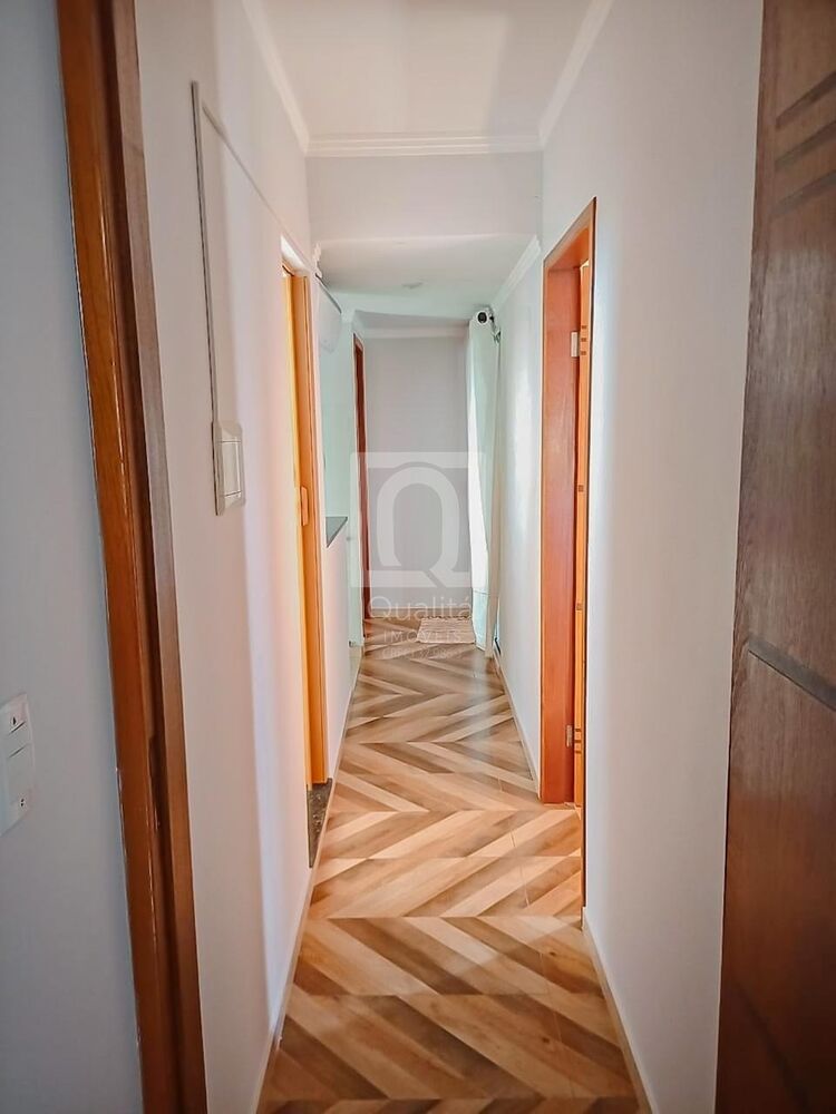 Sobrado à venda com 4 quartos, 190m² - Foto 2