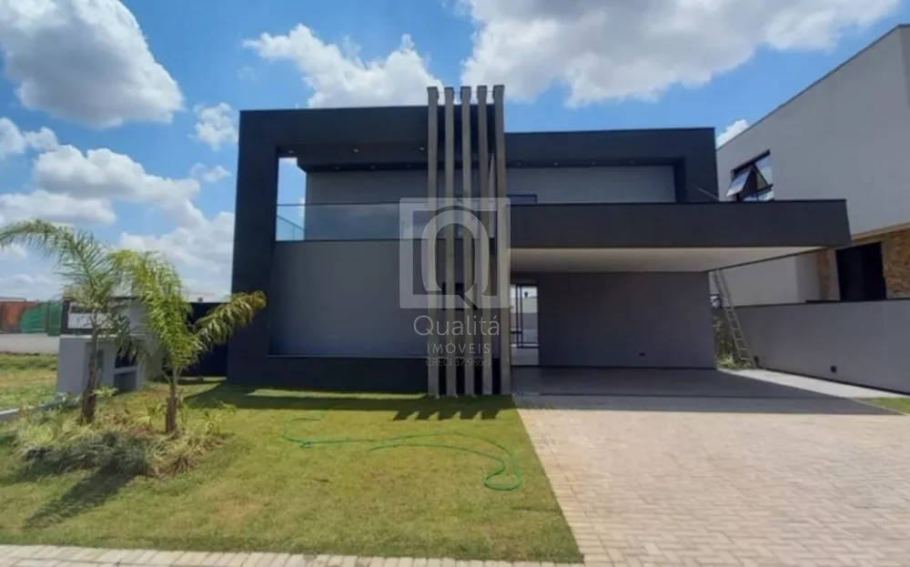 Casa de Condomínio à venda com 4 quartos, 300m² - Foto 1