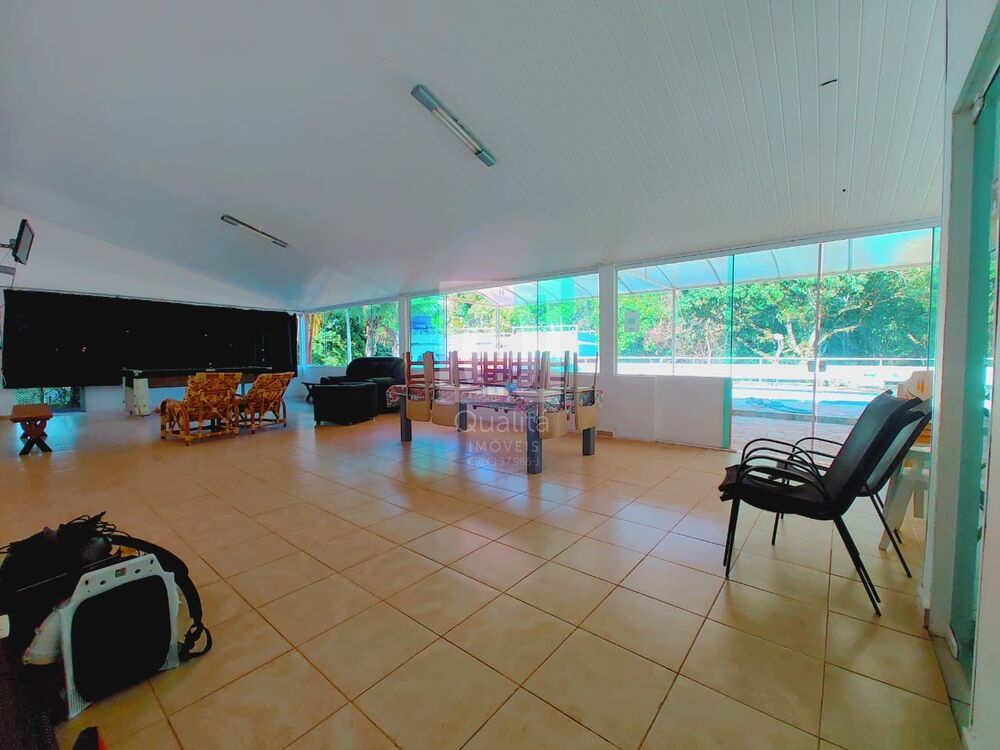 Chácara, 3 quartos, 4683 m² - Foto 1