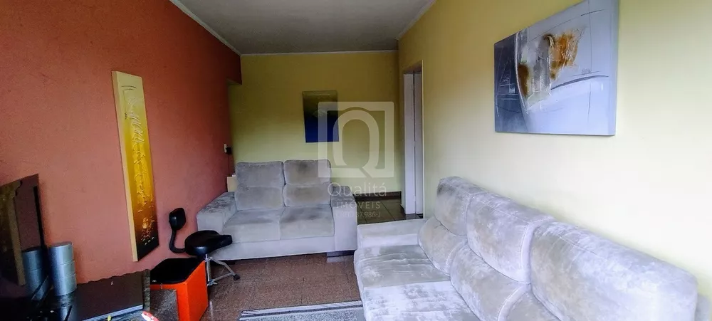 Apartamento à venda com 2 quartos, 75m² - Foto 4