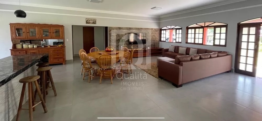 Fazenda à venda com 4 quartos, 9300m² - Foto 1