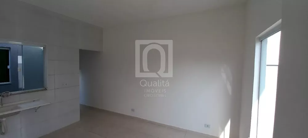 Casa à venda com 2 quartos, 51m² - Foto 4