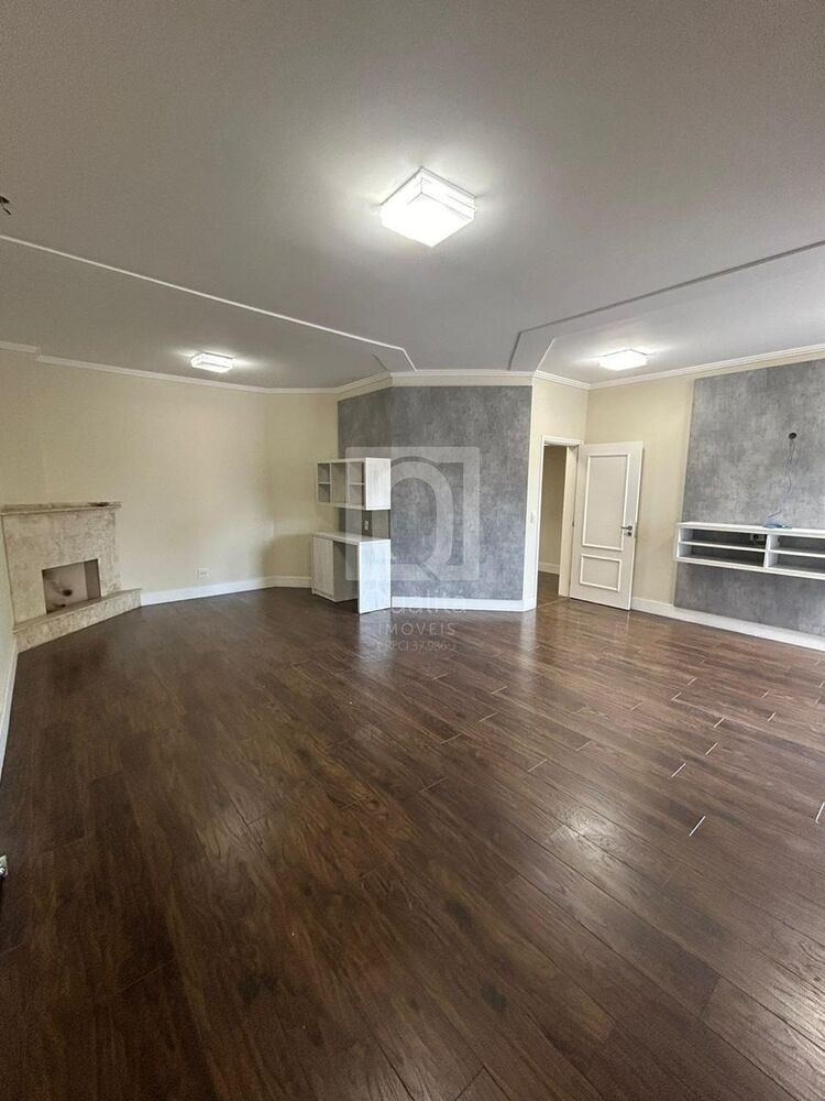 Casa de Condomínio à venda com 4 quartos, 360m² - Foto 2