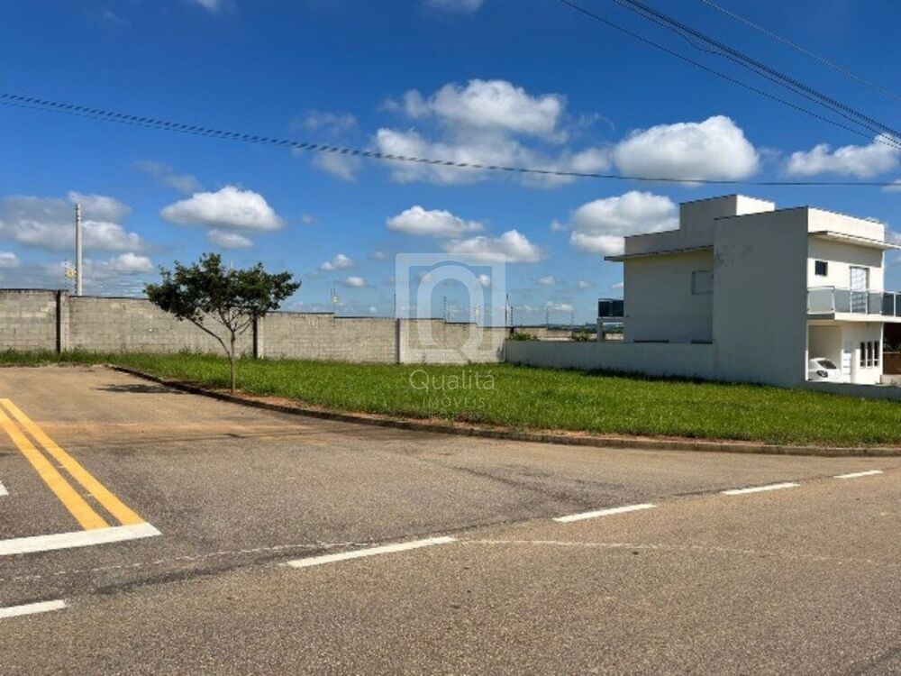 Terreno à venda, 236m² - Foto 1