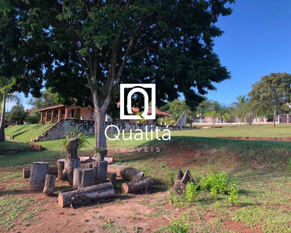 Chácara à venda com 3 quartos, 320m² - Foto 1