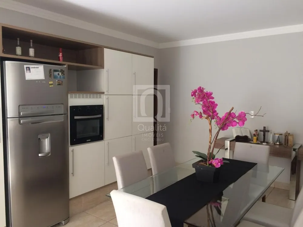 Casa, 4 quartos - Foto 1