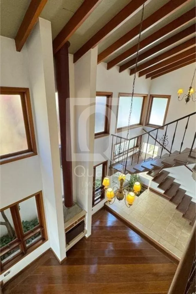 Casa de Condomínio à venda com 3 quartos, 333m² - Foto 4