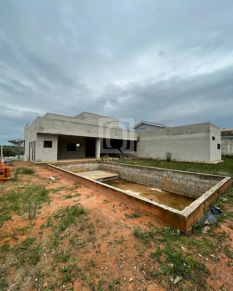 Casa de Condomínio à venda com 3 quartos, 400m² - Foto 2