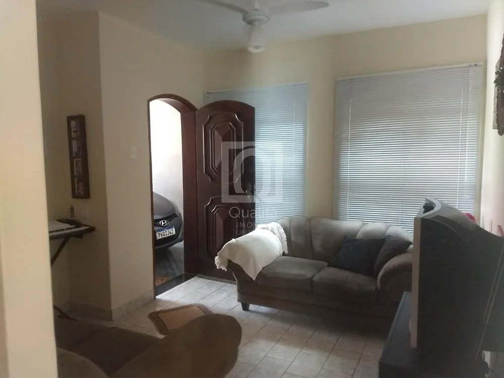 Casa, 3 quartos, 169 m² - Foto 2