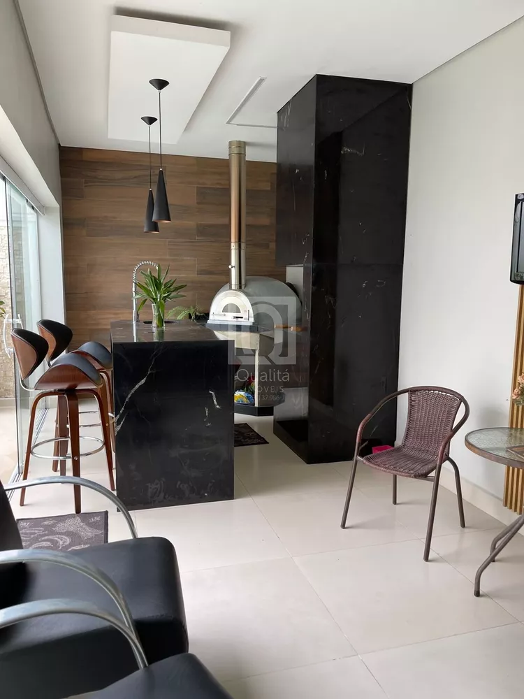 Casa de Condomínio à venda com 3 quartos, 157m² - Foto 2