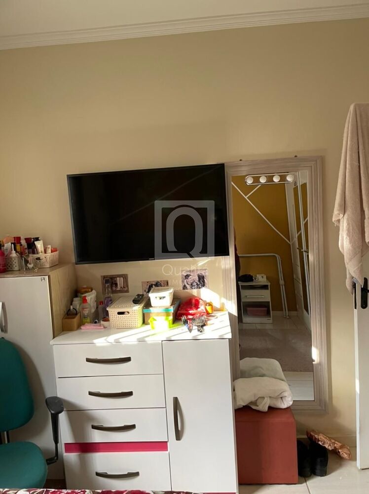 Casa à venda com 2 quartos, 65m² - Foto 12
