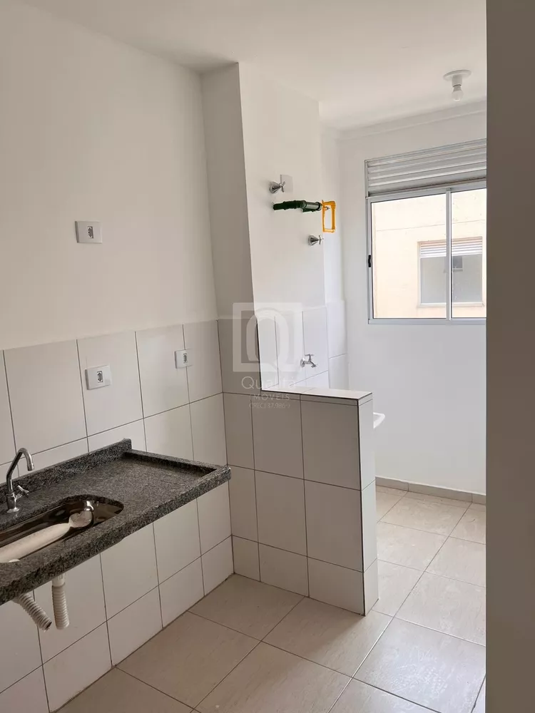 Apartamento à venda com 2 quartos, 47m² - Foto 2