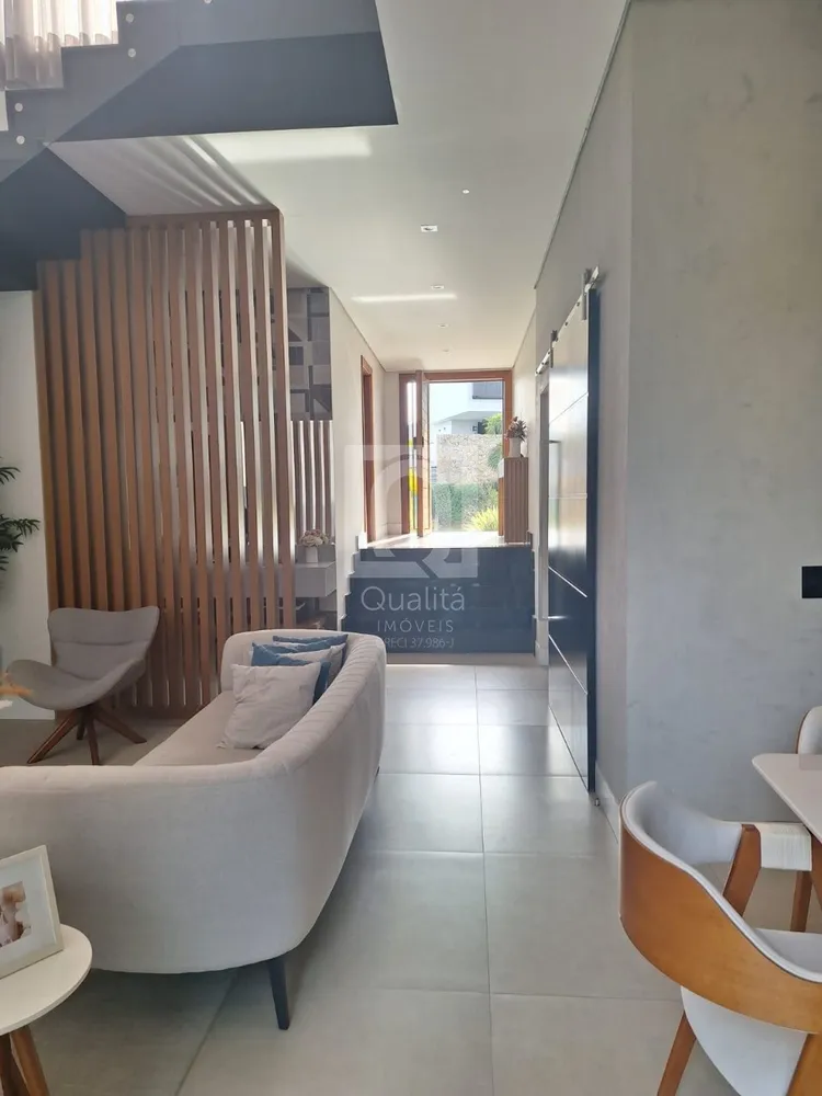 Casa de Condomínio, 5 quartos - Foto 1