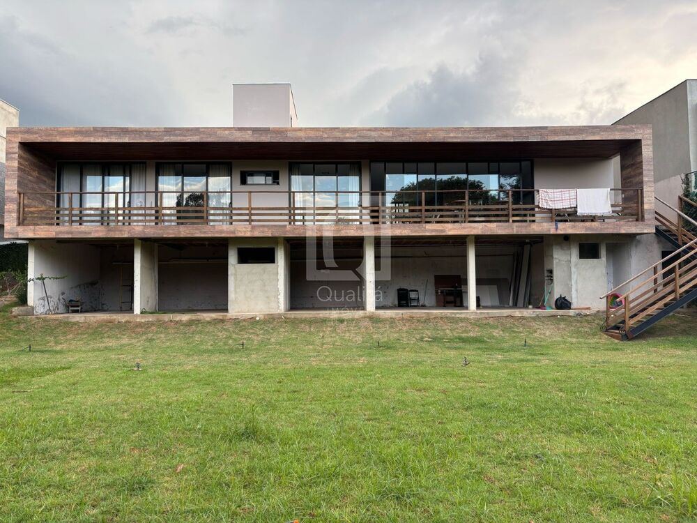 Casa de Condomínio à venda com 4 quartos, 432m² - Foto 3