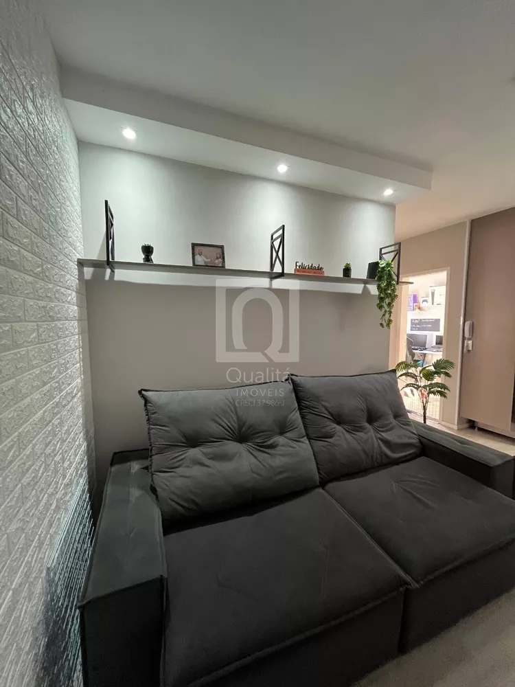 Apartamento à venda com 2 quartos, 44m² - Foto 3