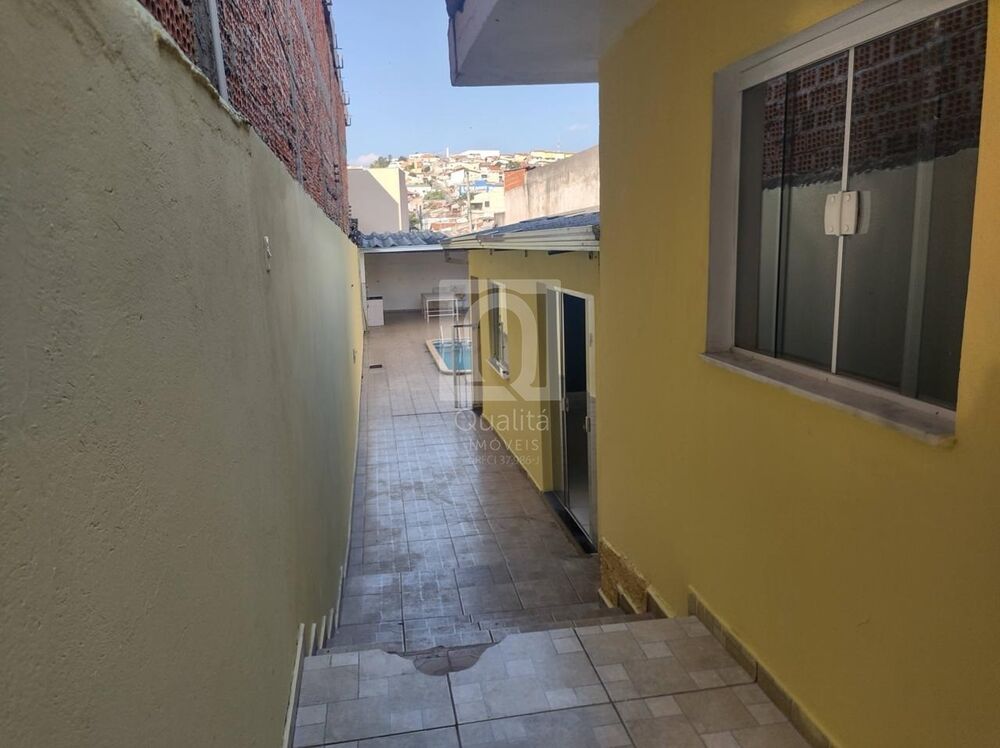 Casa à venda com 2 quartos, 270m² - Foto 3