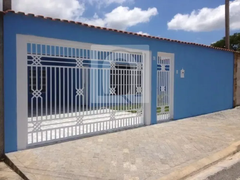 Sobrado à venda com 3 quartos, 240m² - Foto 1