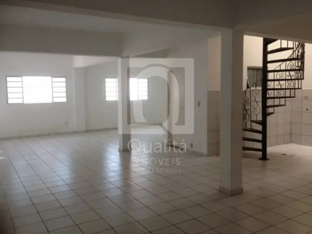 Sobrado à venda com 3 quartos, 240m² - Foto 12