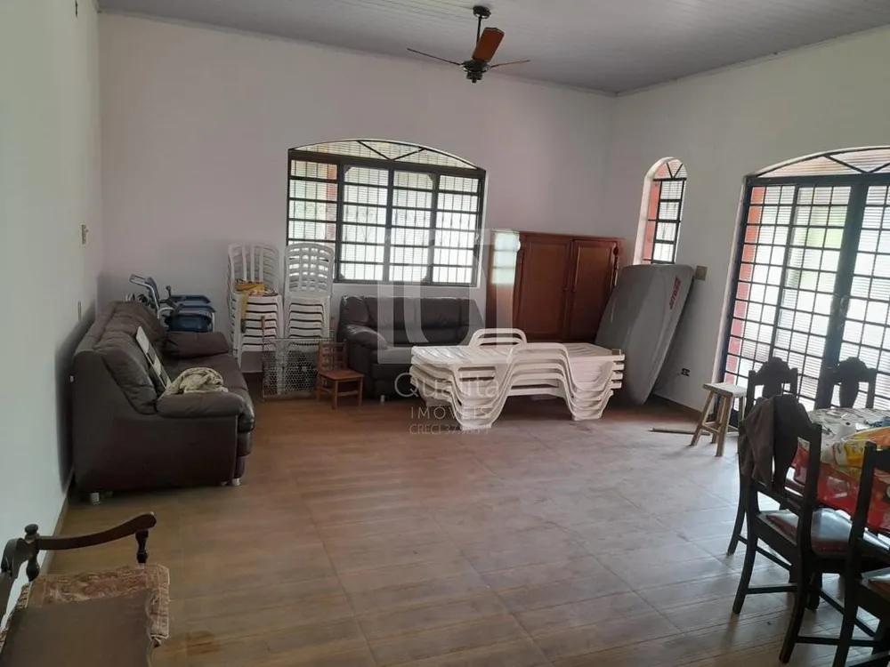 Chácara, 4 quartos, 3000 m² - Foto 1