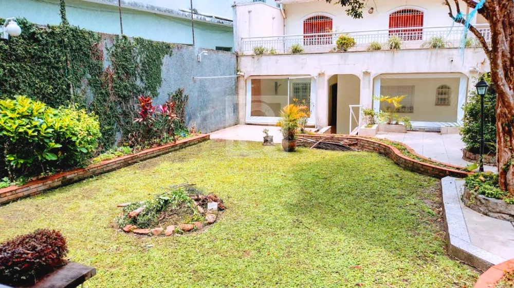 Sobrado à venda com 5 quartos, 500m² - Foto 4