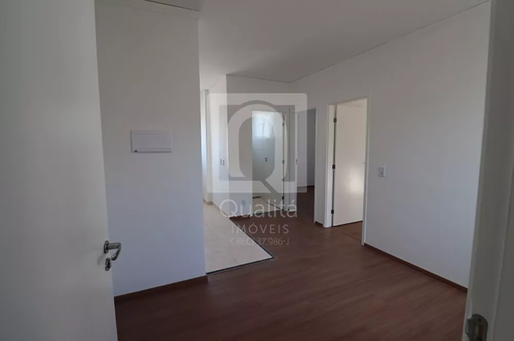 Apartamento à venda com 2 quartos, 47m² - Foto 2