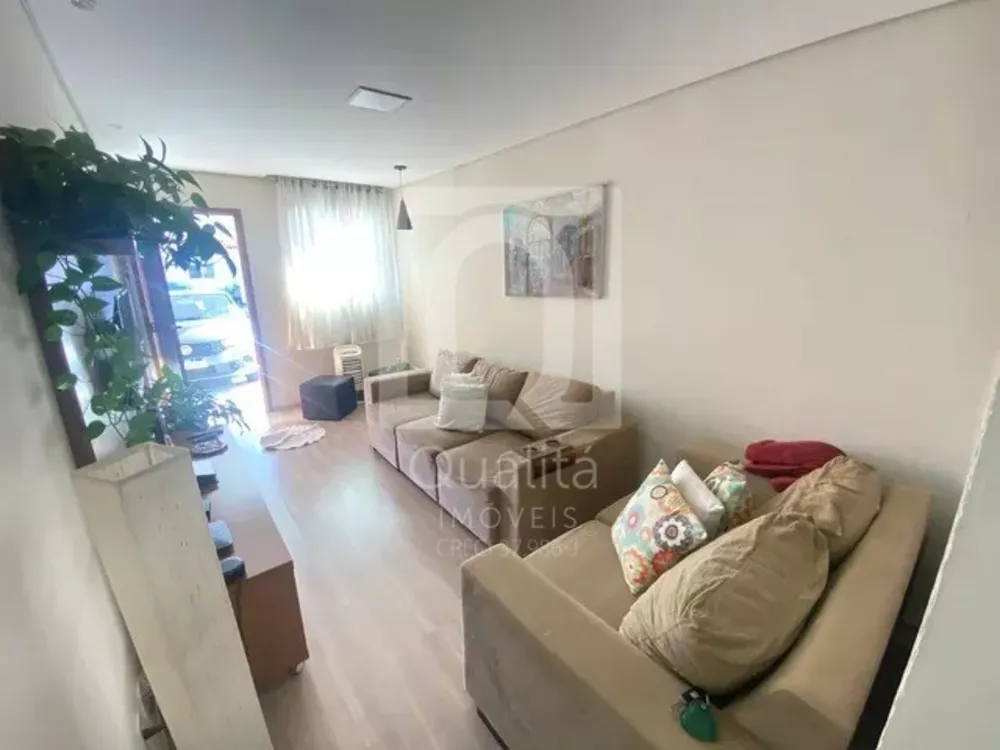 Casa de Condomínio à venda com 2 quartos, 131m² - Foto 1