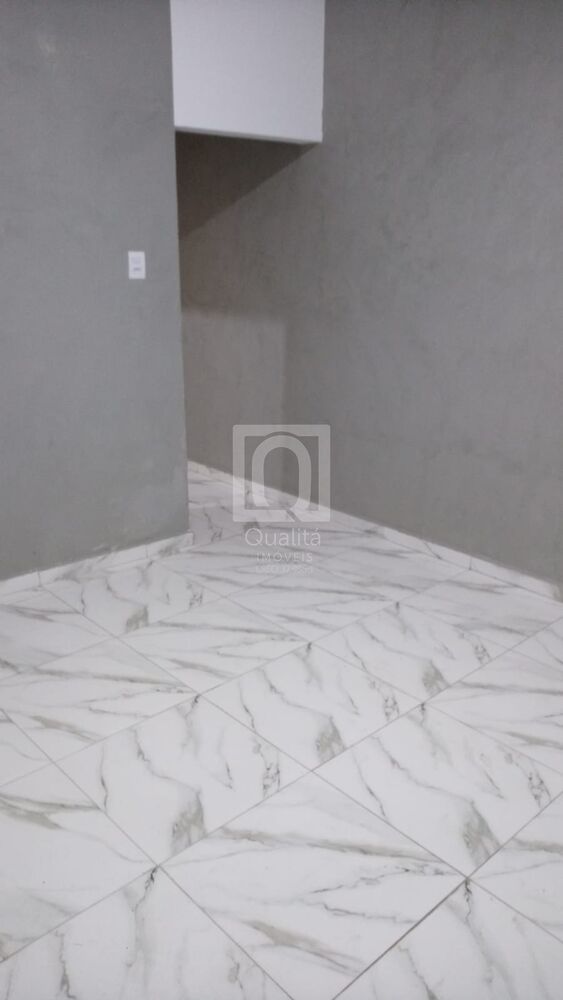 Casa à venda com 3 quartos, 180m² - Foto 2