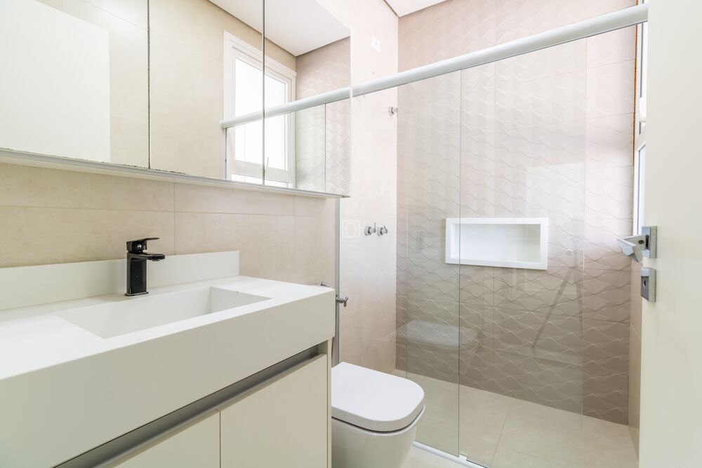 Casa de Condomínio à venda com 4 quartos, 412m² - Foto 2