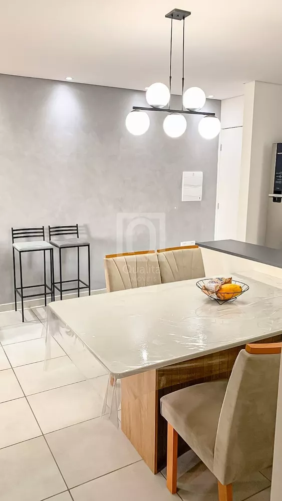 Apartamento à venda com 2 quartos, 62m² - Foto 4