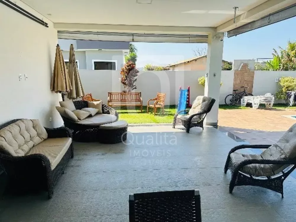 Casa de Condomínio à venda com 3 quartos, 280m² - Foto 4