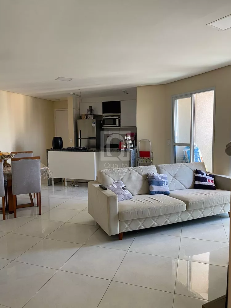 Apartamento à venda com 2 quartos, 75m² - Foto 3