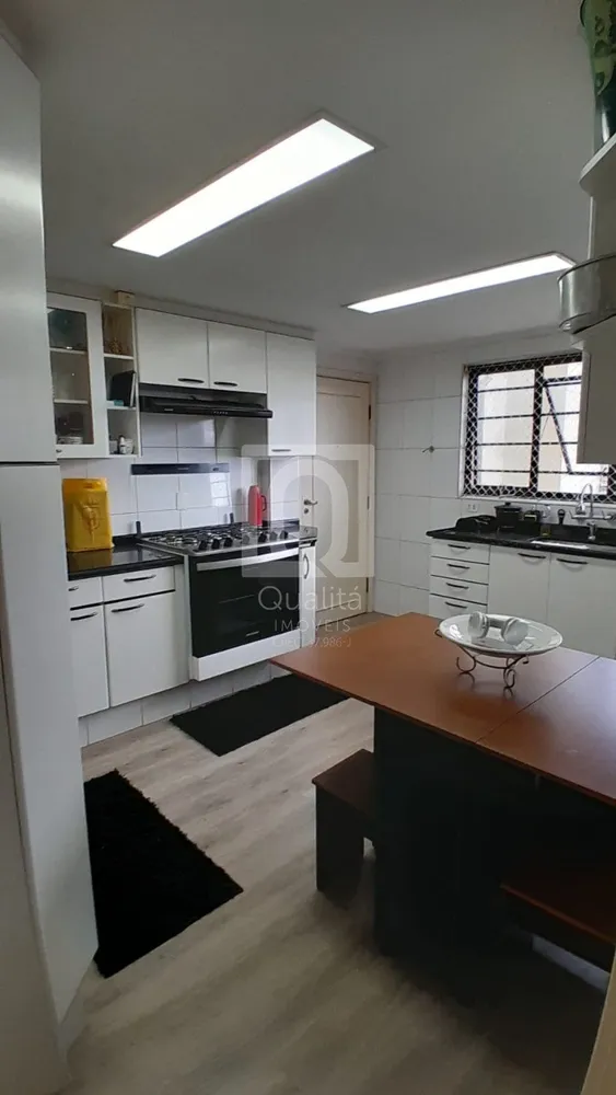 Apartamento, 3 quartos, 240 m² - Foto 2