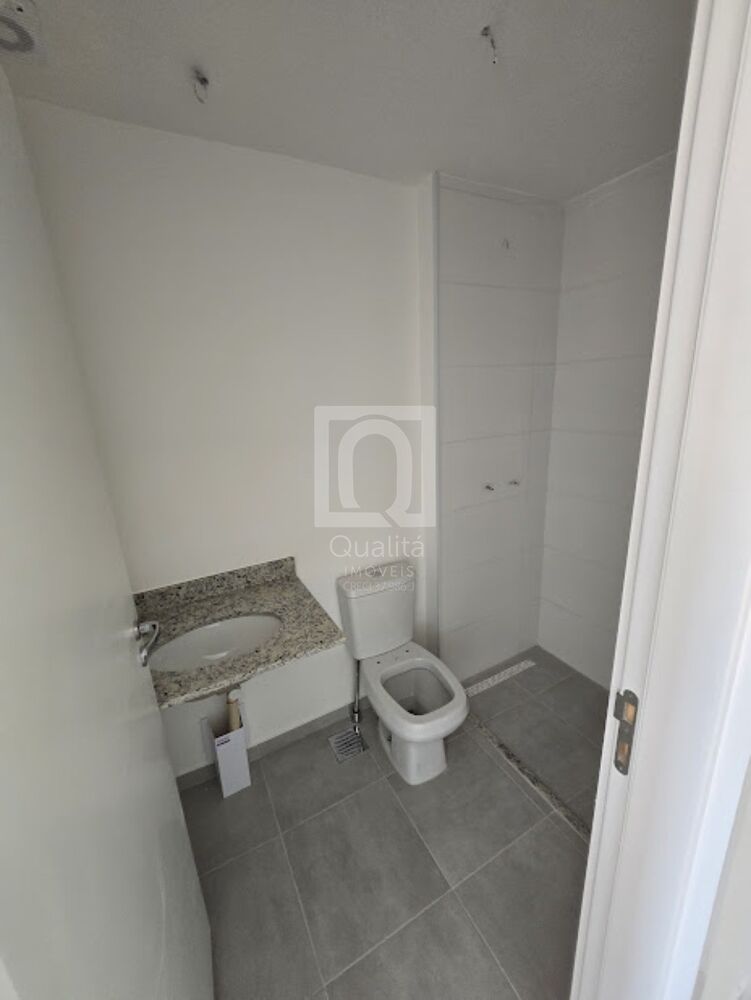 Apartamento à venda com 2 quartos, 82m² - Foto 2