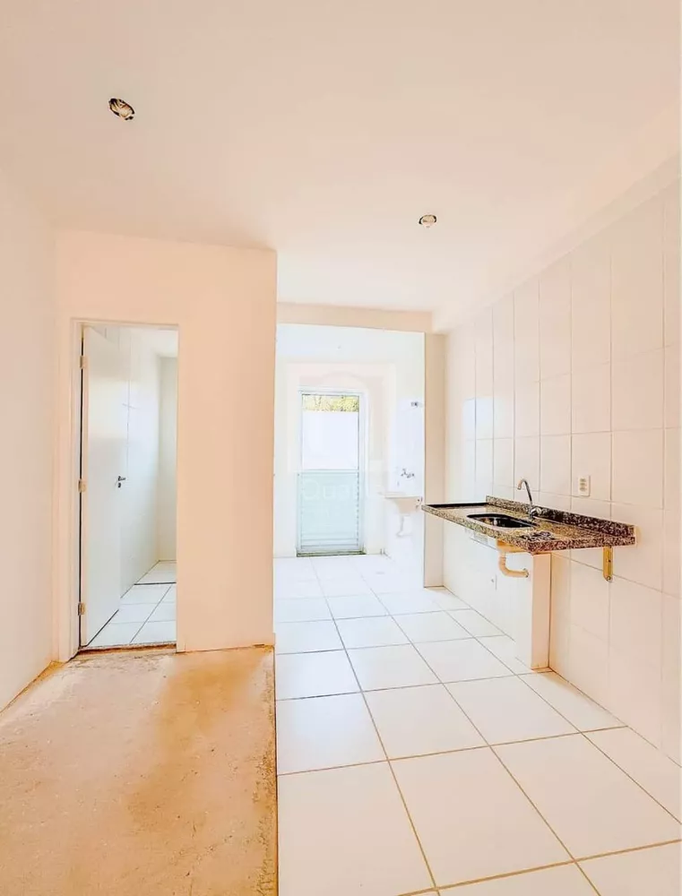 Apartamento à venda com 2 quartos, 50m² - Foto 2