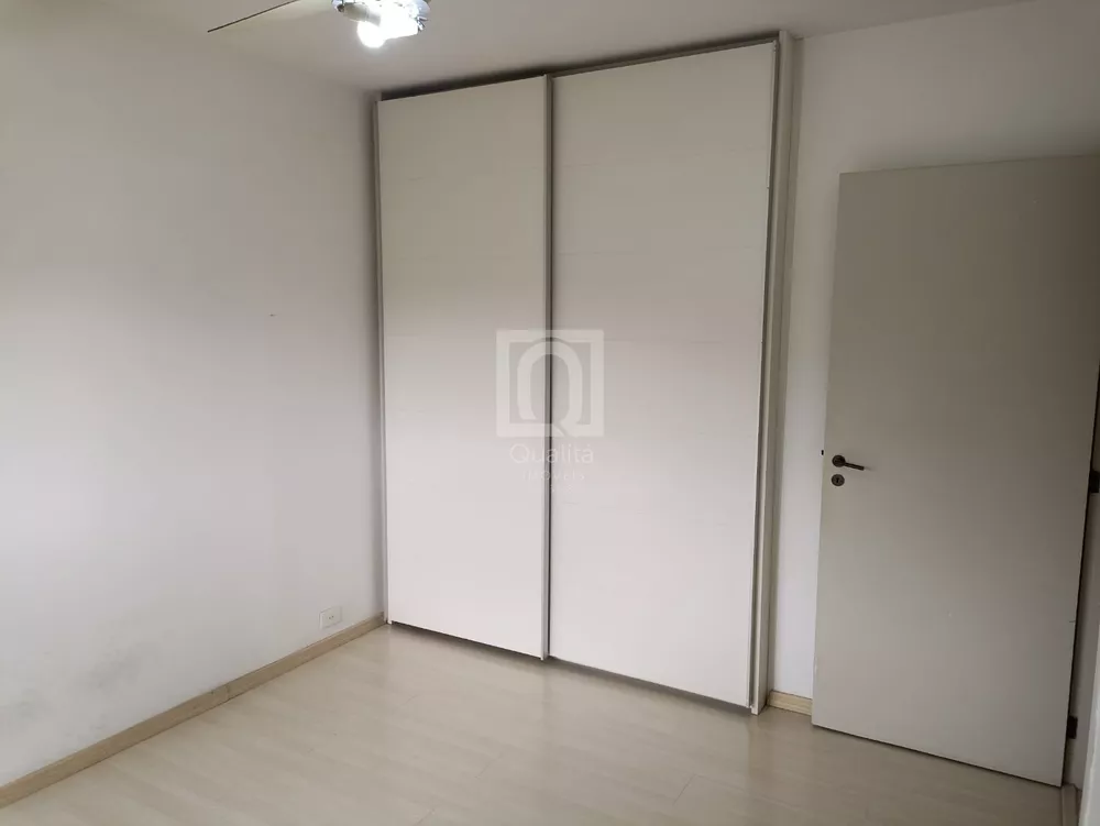 Apartamento à venda com 4 quartos, 196m² - Foto 15