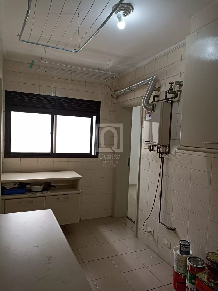 Apartamento à venda com 4 quartos, 196m² - Foto 10